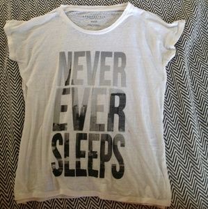 Aeropostale Graphic T-Shirt